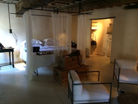 Monteverdi hotel bedroom