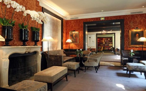 Pavillion de la Reine Salon