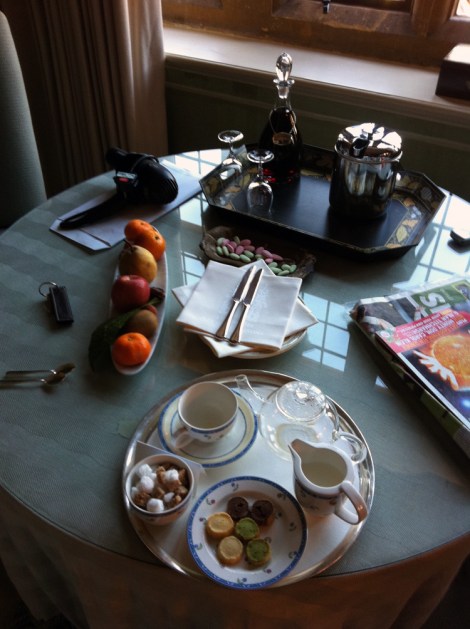 Sherry, almonds, petit fours to keep you going between the lemon cake and dinner